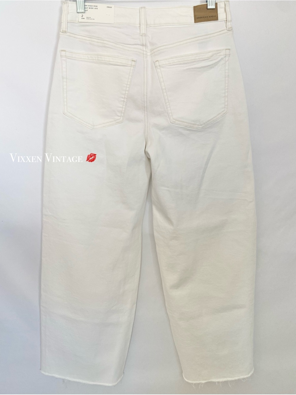 AEO 'SUPER HIGH-WAISTED BAGGY WIDE LEG ANKLE JEANS' IN RAW WHITE - Picture 5 of 6
